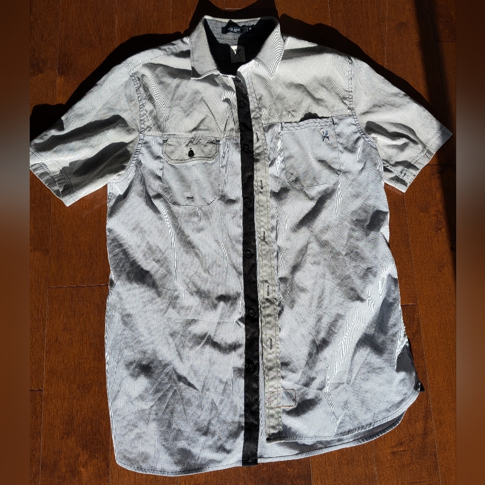 Like new Marc ecko button down shirt, vintage
